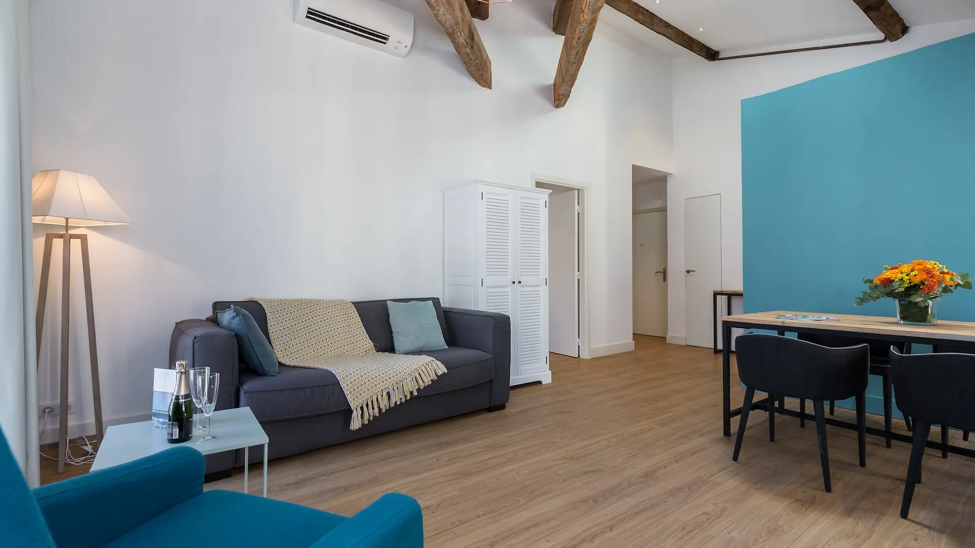 Florella Antibes Apartment Cannes 0*,